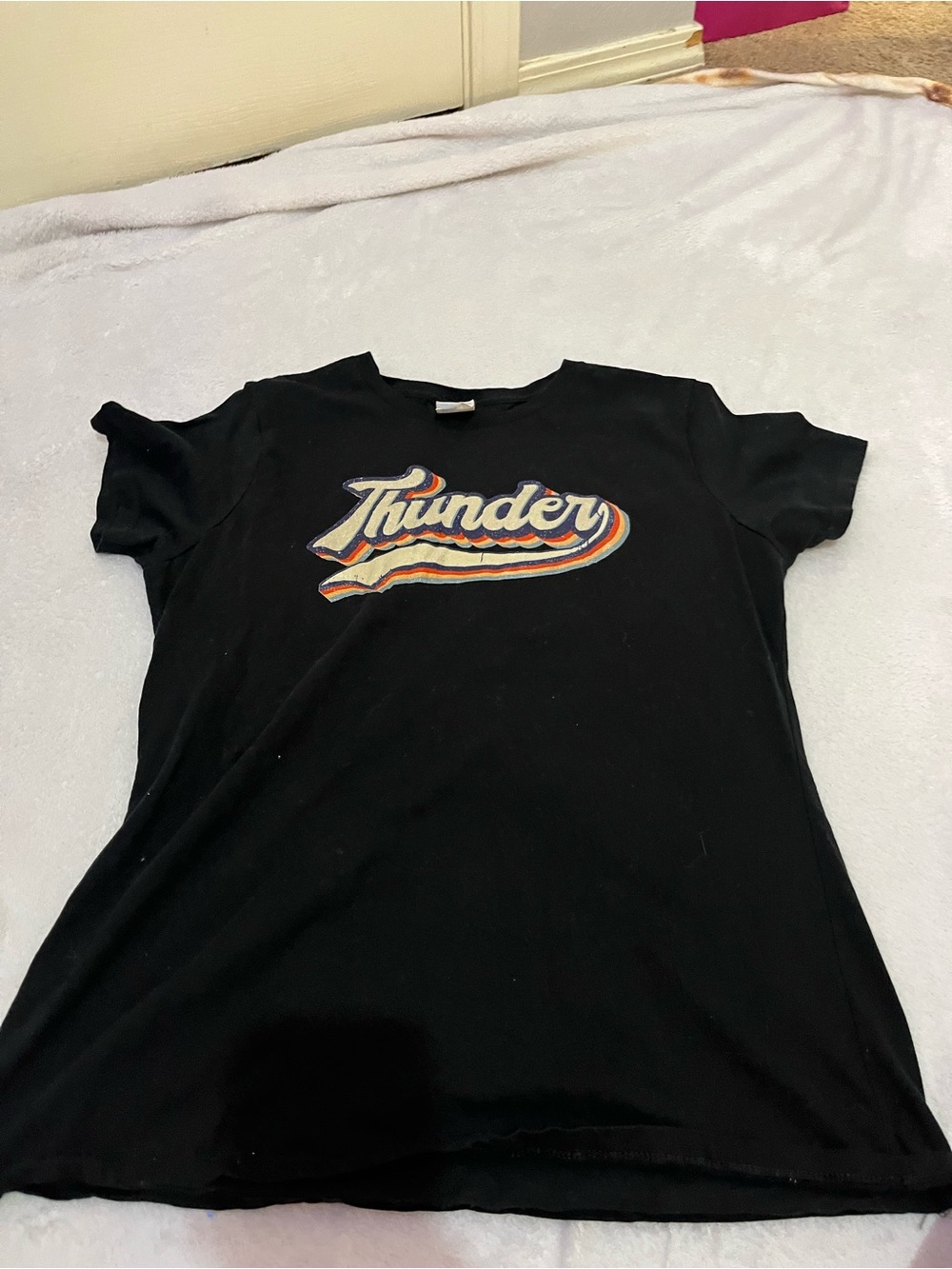 Women’s Black 'Thunder' Graphic Short Sleeve Tee
